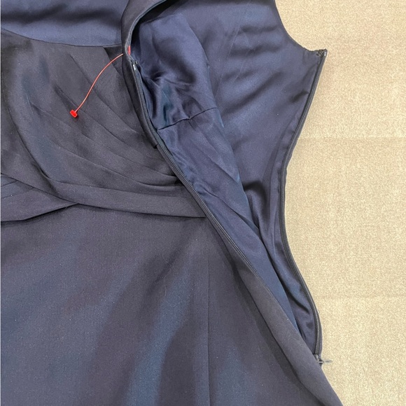 [6] Elie Tahari Dress Silk Blue Sleeveless Scoop Neck Pleat Bodice Sheath - Picture 6 of 10